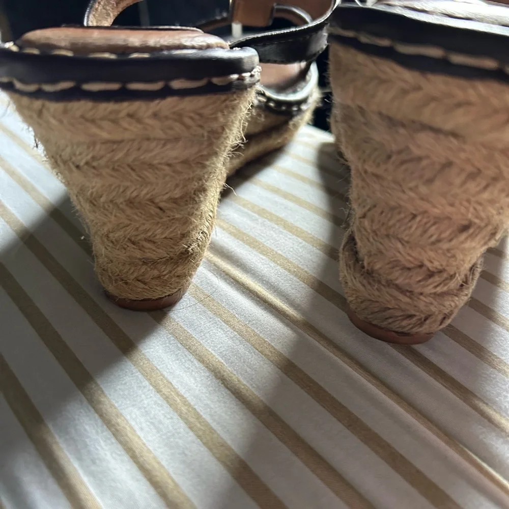 Born Dark Brown Leather Sandals